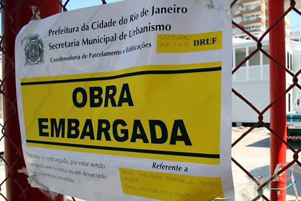 Embargo de Obra