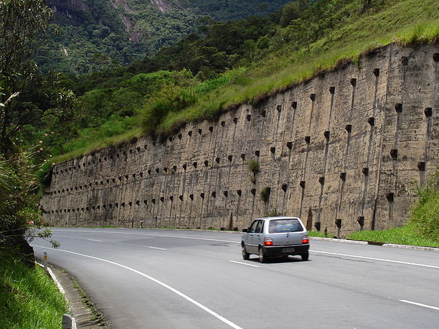 Muro de contenção